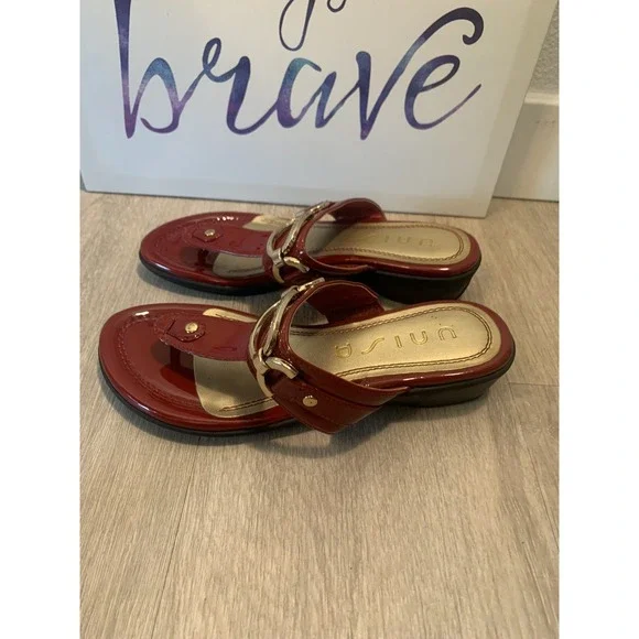(15) Unisa womens sandals size 5.5 red color and gold - Picture 4 of 6